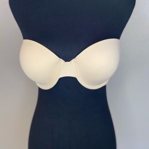 NWOT- Victoria Secret PINK strapless bra